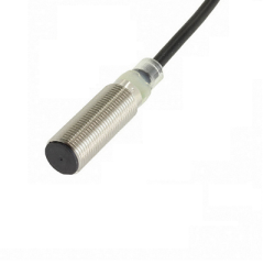 OMRON E2B-M12KS04-WP-B1 2M İndüktif Sensör