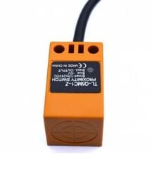 Omron TL-Q5MC1-Z İndüktif Proximity Sensör
